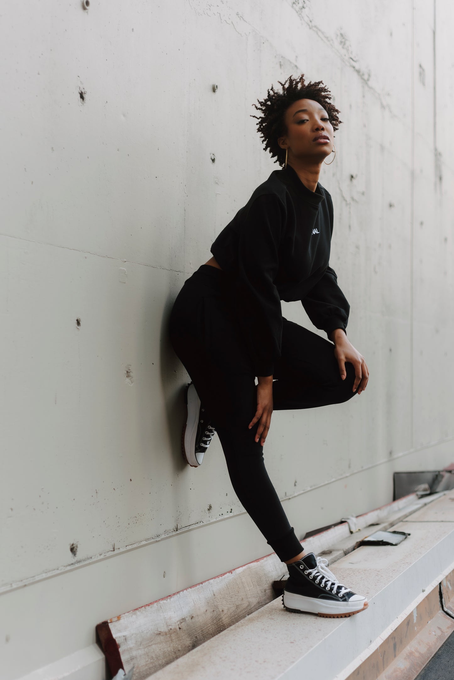 The Lounge Edit Fitted Jogger | Black