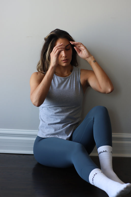 Basics Racerback | Grey