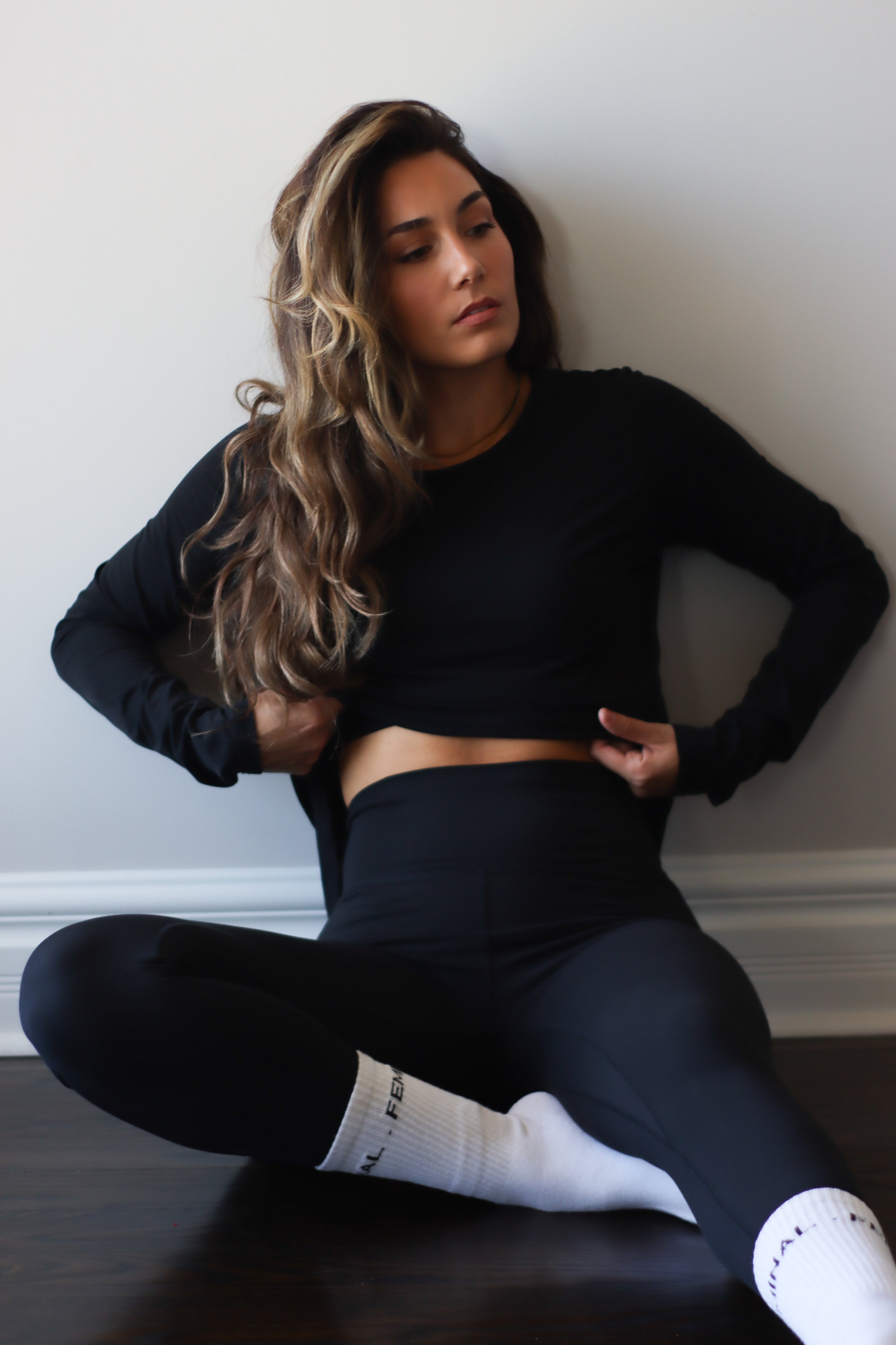 Basics Long Sleeve | Black – Feminal